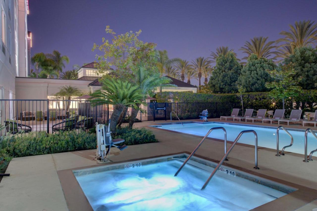 Hilton Garden Inn Anaheim/Garden Grove Εξωτερικό φωτογραφία