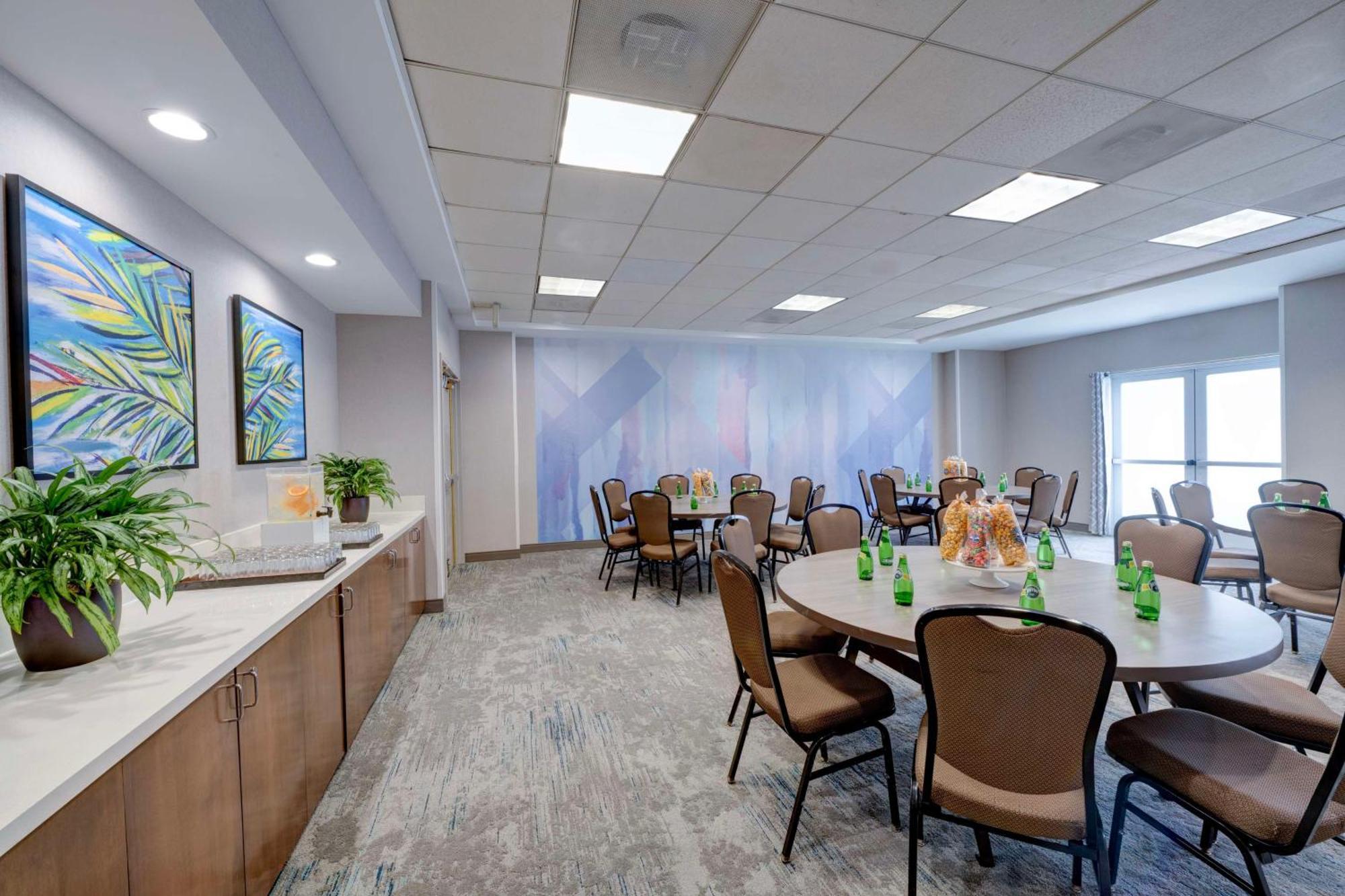 Hilton Garden Inn Anaheim/Garden Grove Εξωτερικό φωτογραφία